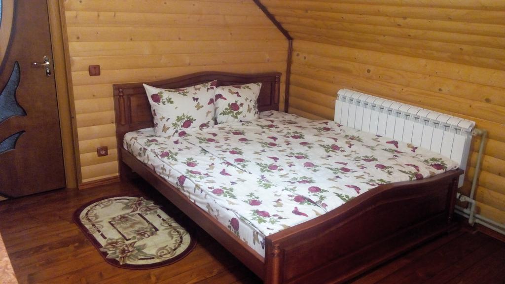 Sadyba Gostynniy Dvir Izky Exterior foto